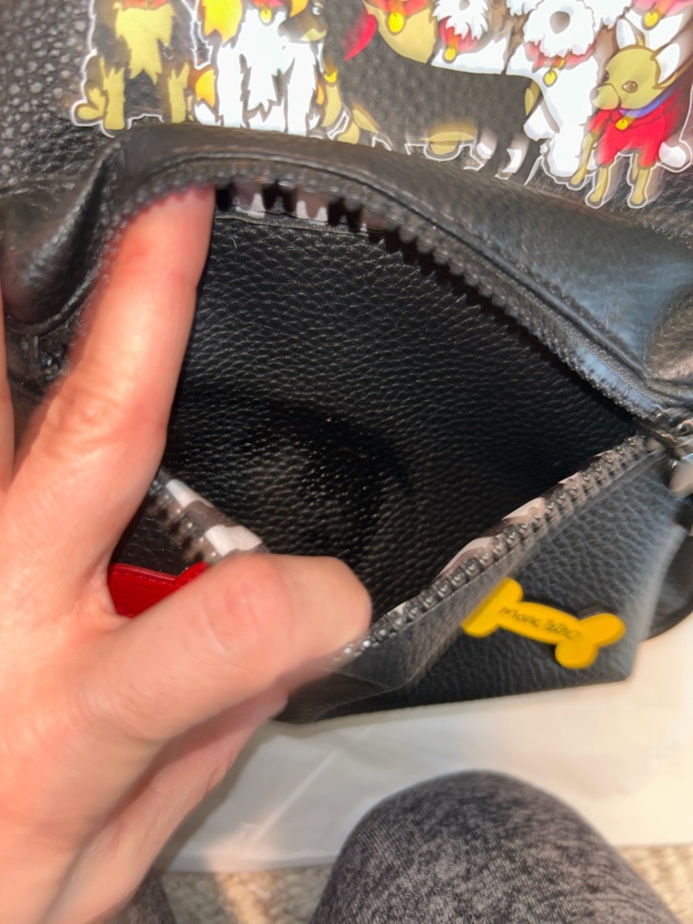 LIKE NEW Marc Terto “Dogs Make Everything Batter” Backpack - Picture 5 of 7